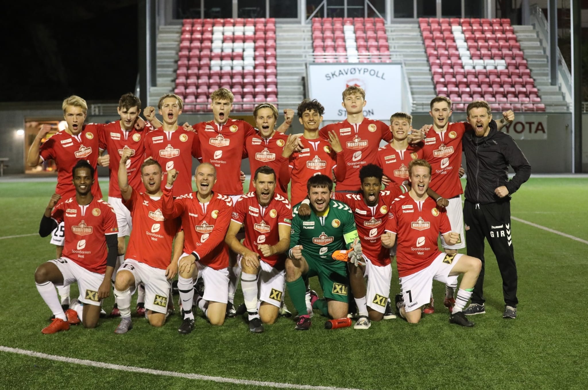 Stryn 2 avdelingsvinnar i 6.div avd 4!